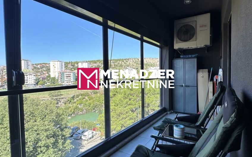 TROSOBAN LUX NAMJEŠTEN STAN 102 m2, GARAŽA – CENTAR