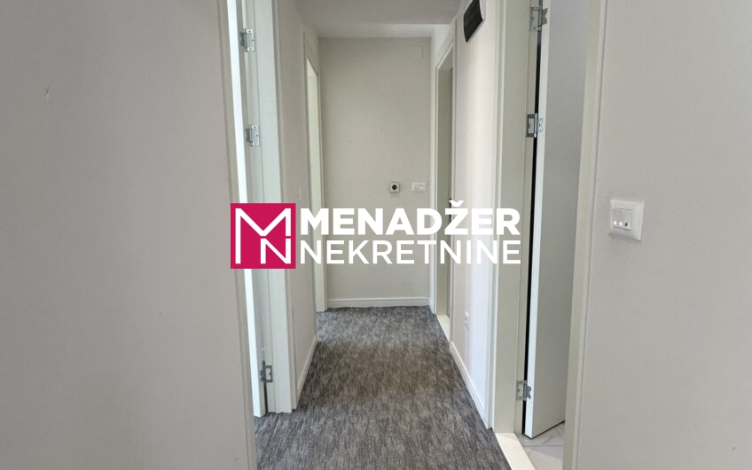 DVOSOBAN PRAZAN STAN 82 m2 – PREKO MORAČE