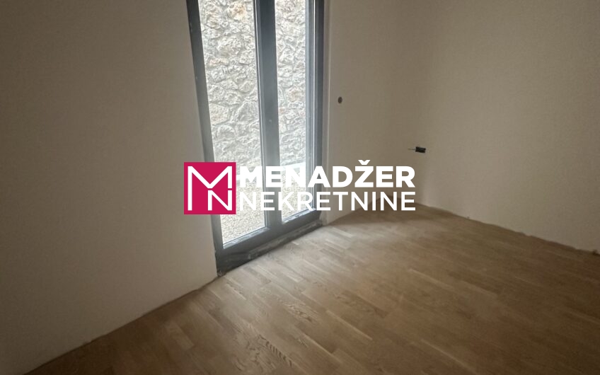 DVOSOBAN STAN 52 m2 – GORICA C