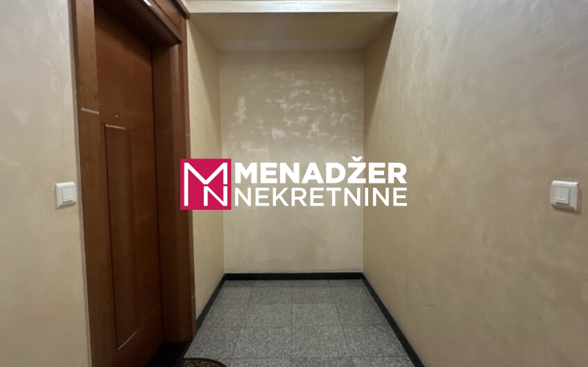 JEDNOSOBAN NAMJEŠTEN STAN 45 m2 – CENTAR