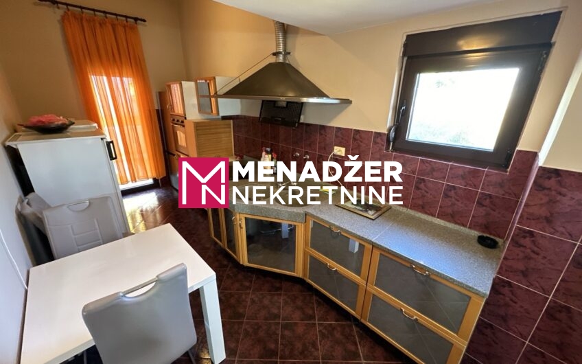 KUĆA NAMJEŠTENA 380 m2 – GORICA C