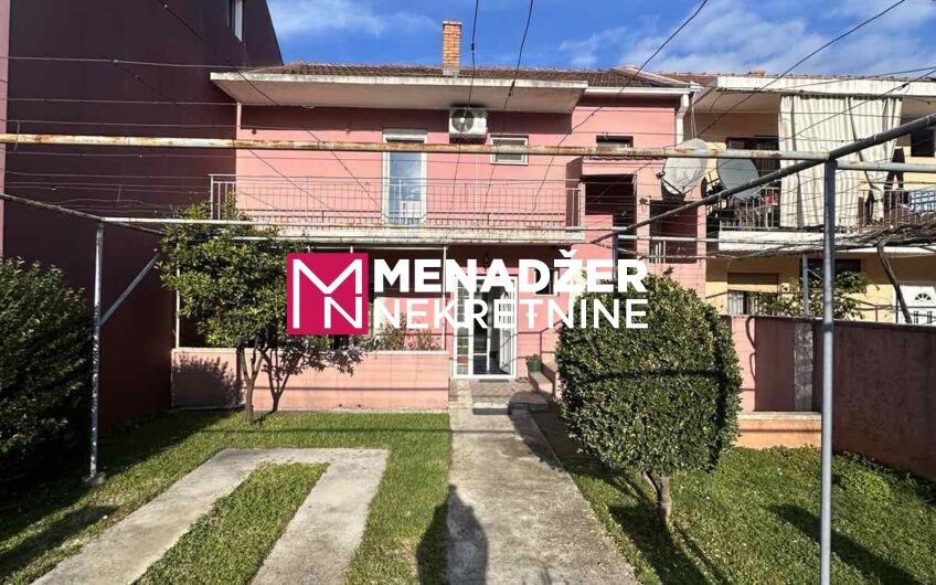 KUĆA 140 m2, PLAC 220 m2 – STARI AERODROM