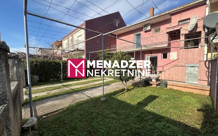 KUĆA 140 m2, PLAC 220 m2 – STARI AERODROM