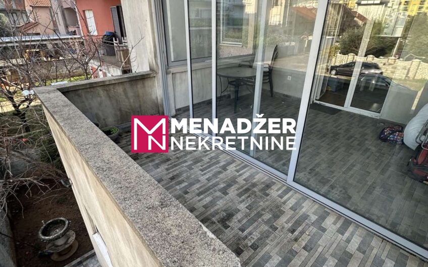 KUĆA 140 m2, PLAC 220 m2 – STARI AERODROM