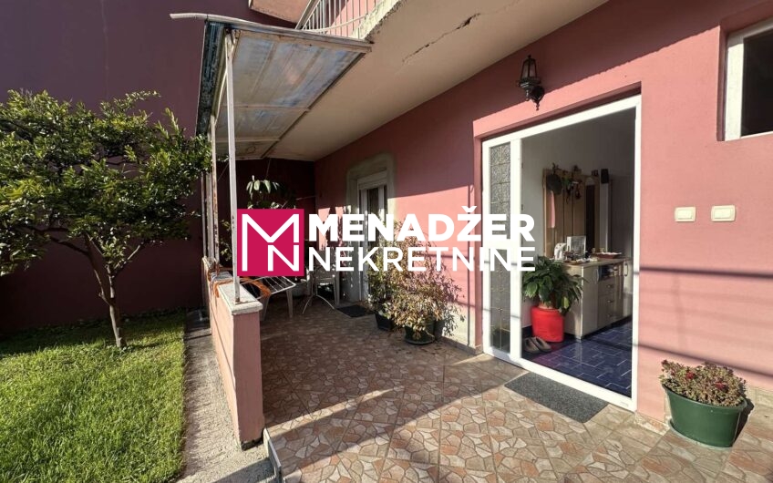 KUĆA 140 m2, PLAC 220 m2 – STARI AERODROM