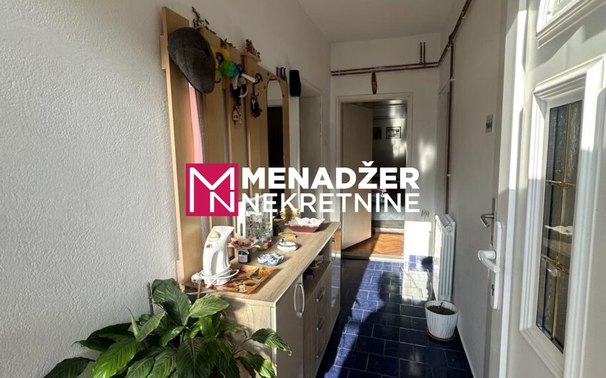 KUĆA 140 m2, PLAC 220 m2 – STARI AERODROM