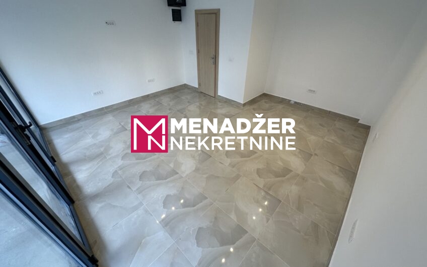 POSLOVNI PROSTOR 20 m2, PARKING – VEZIROV MOST