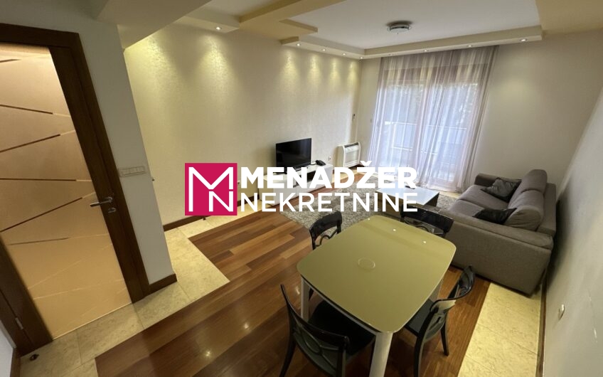 JEDNOSOBAN NAMJEŠTEN STAN 58 m2 – CENTAR