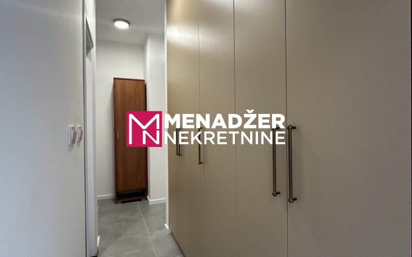 GARSONjERA NAMJEŠTENA 37 m2 – MOMIŠIĆI
