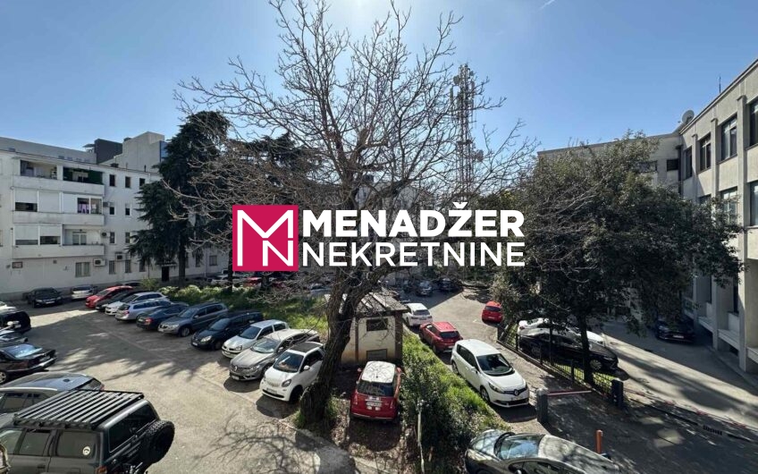 DVOSOBAN STAN 87 m2 – CENTAR