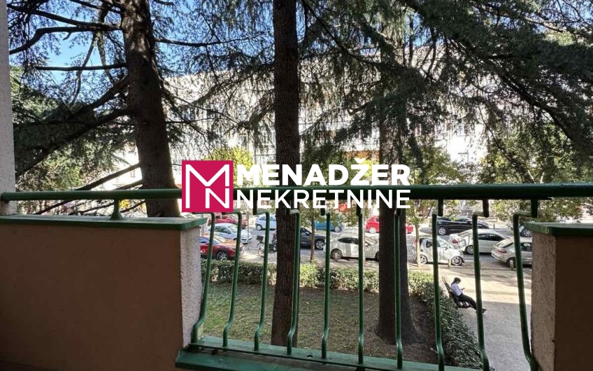 DVOSOBAN STAN 87 m2 – CENTAR