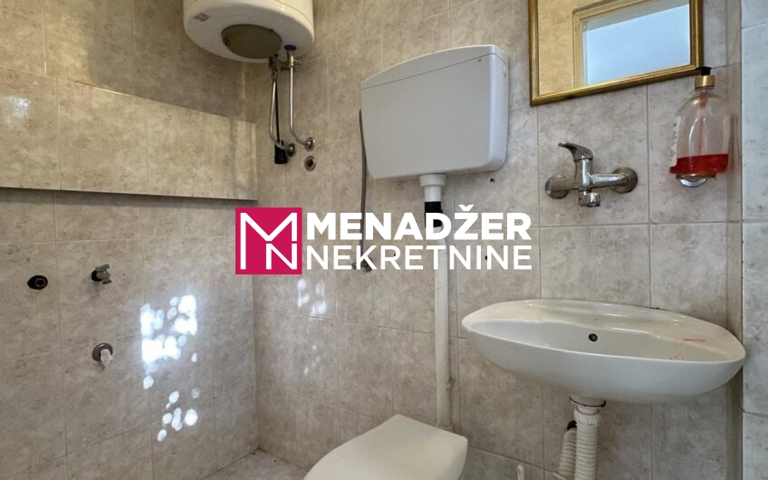 KUĆA 230 m2, PLAC 2 000 m2 – ZABJELO