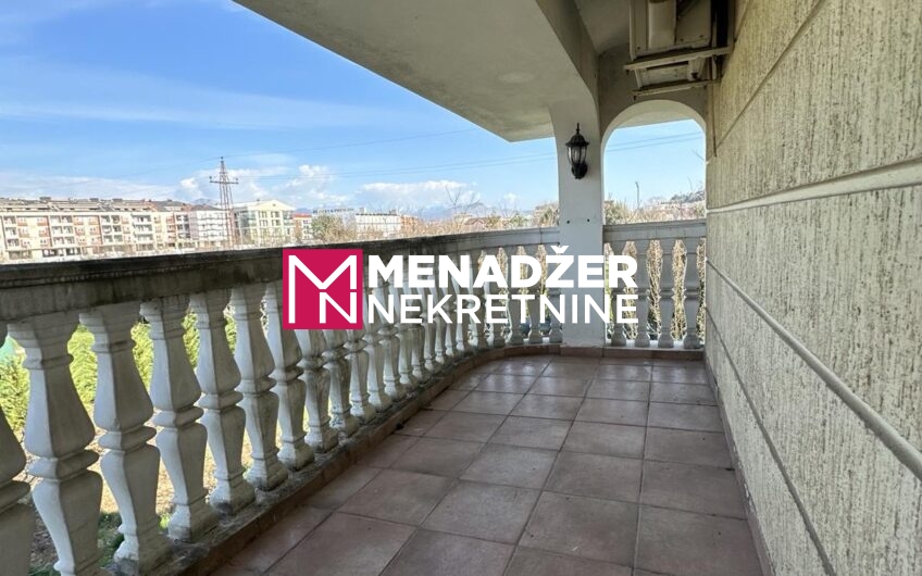 KUĆA 230 m2, PLAC 2 000 m2 – ZABJELO