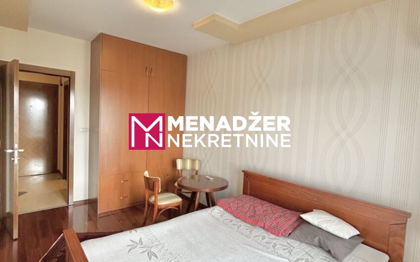 JEDNOSOBAN NAMJEŠTEN STAN 55 m2 – CENTAR