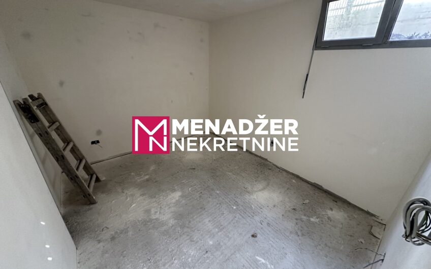 POSLOVNI PROSTOR 90 m2 – DALMATINSKA