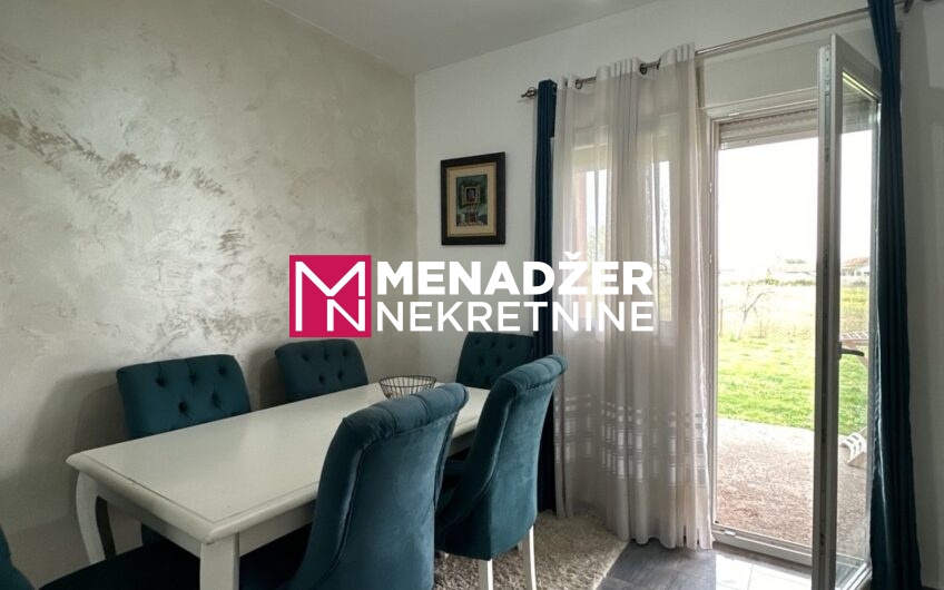 KUĆA NAMJEŠTENA 135 m2, PLAC 700 m2 – DONjI KOKOTI