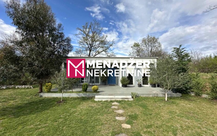 KUĆA NAMJEŠTENA 95 m2 – VRANIĆI