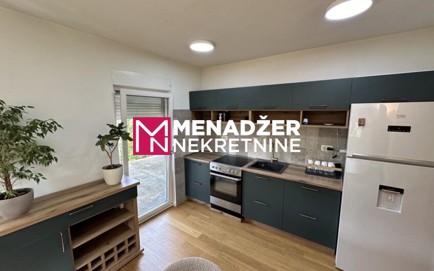 KUĆA NAMJEŠTENA 95 m2 – VRANIĆI