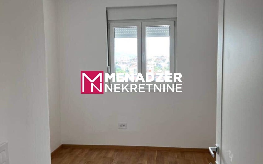 TROSOBAN STAN 104 m2 – STARI AERODROM