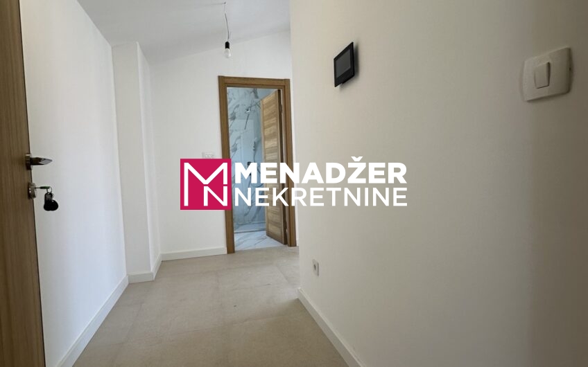 GARSONjERA 33 m2 – MOMIŠIĆI