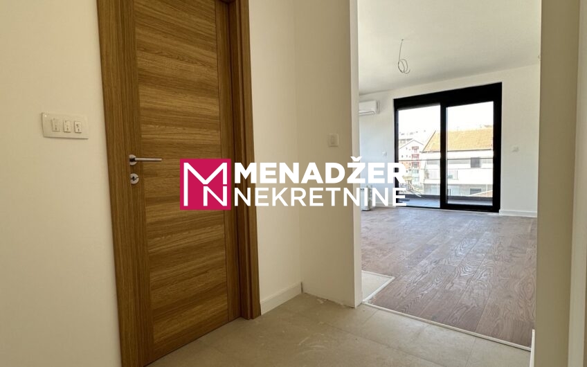 GARSONjERA 33 m2 – MOMIŠIĆI
