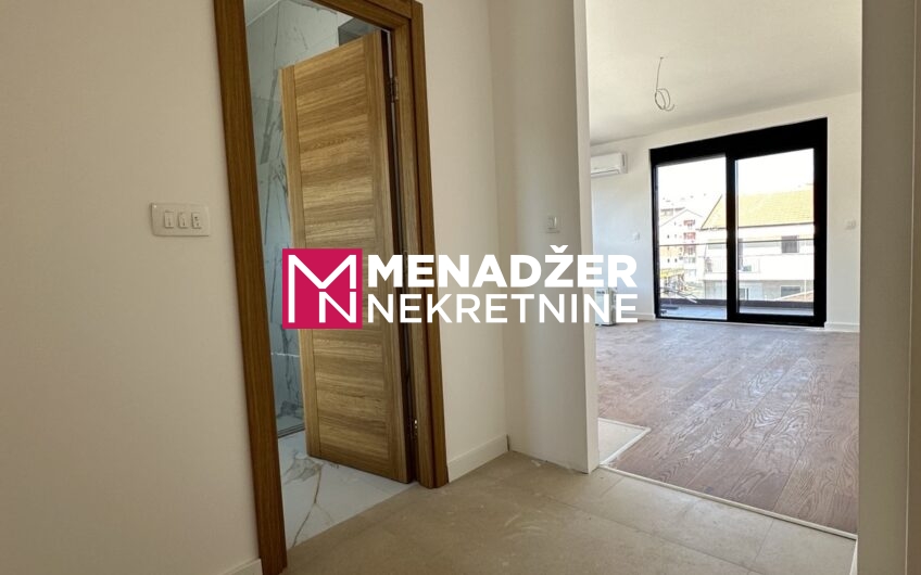 GARSONjERA 33 m2 – MOMIŠIĆI