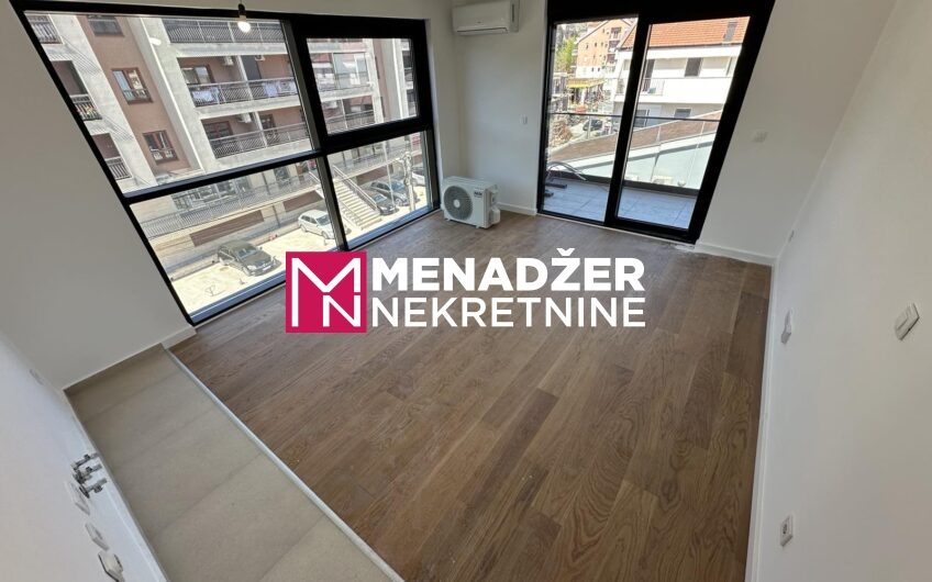 GARSONjERA 33 m2 – MOMIŠIĆI