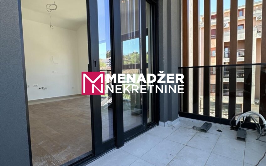 GARSONjERA 33 m2 – MOMIŠIĆI