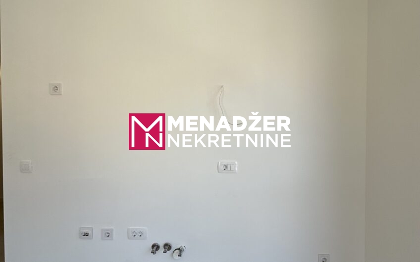 GARSONjERA 33 m2 – MOMIŠIĆI