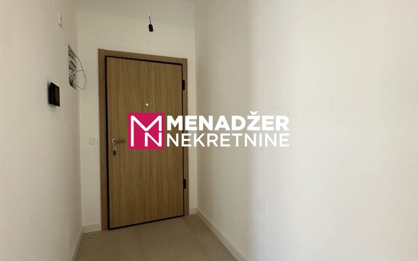 GARSONjERA 33 m2 – MOMIŠIĆI