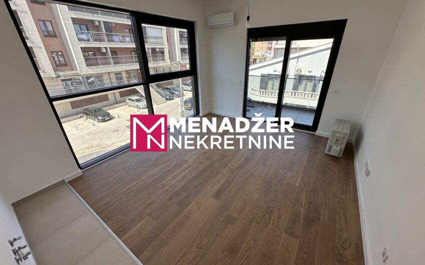 GARSONjERA 33 m2 – MOMIŠIĆI