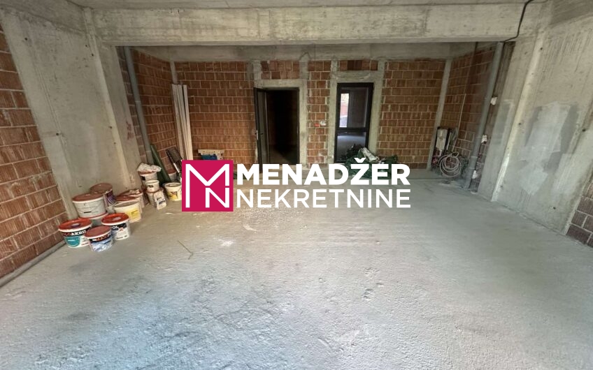 POSLOVNI PROSTOR 80 m2 – MOMIŠIĆI