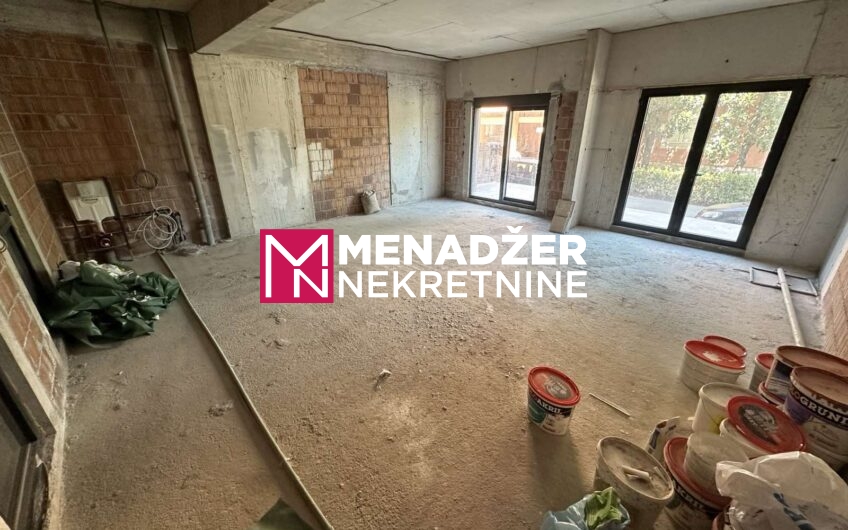 POSLOVNI PROSTOR 80 m2 – MOMIŠIĆI