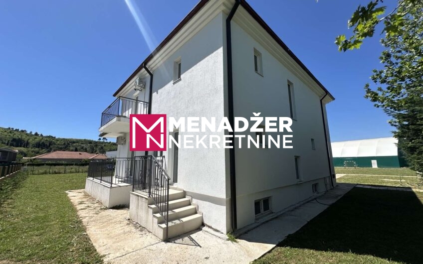 KUĆA 360 m2, PLAC 1 015 m2 – ZABJELO