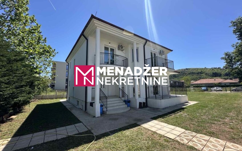 KUĆA 360 m2, PLAC 1 015 m2 – ZABJELO