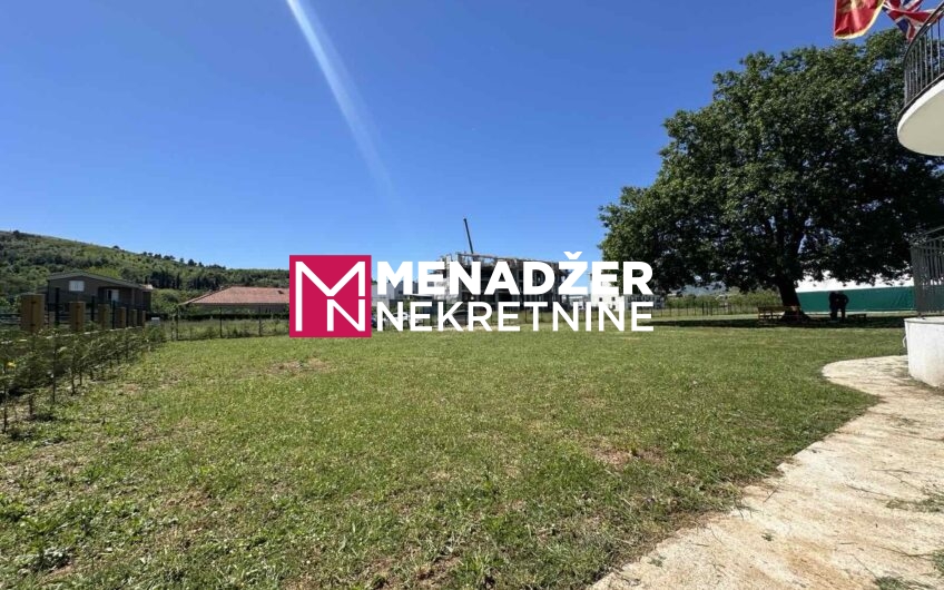 KUĆA 360 m2, PLAC 1 015 m2 – ZABJELO