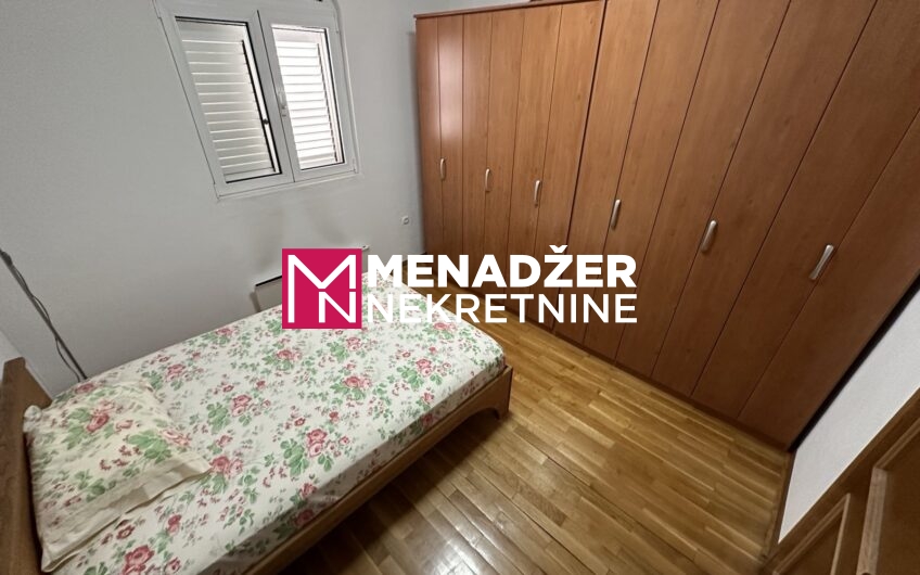 KUĆA 400 m2, PLAC 700 m2 – ZLATICA