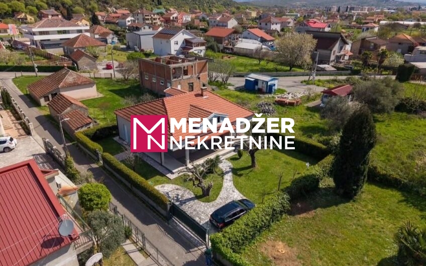KUĆA 200 m2, PLAC 400 m2 – TOLOŠI