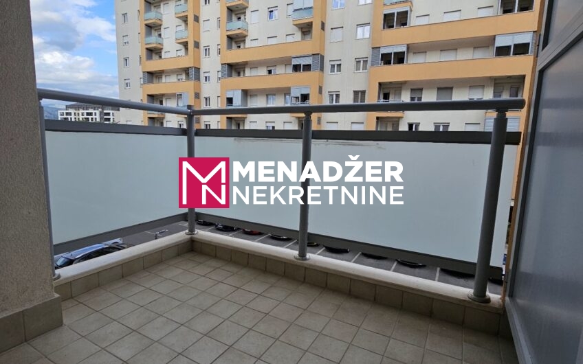 DVOSOBAN PRAZAN STAN 65 m2, GARAŽA – CITY KEJ