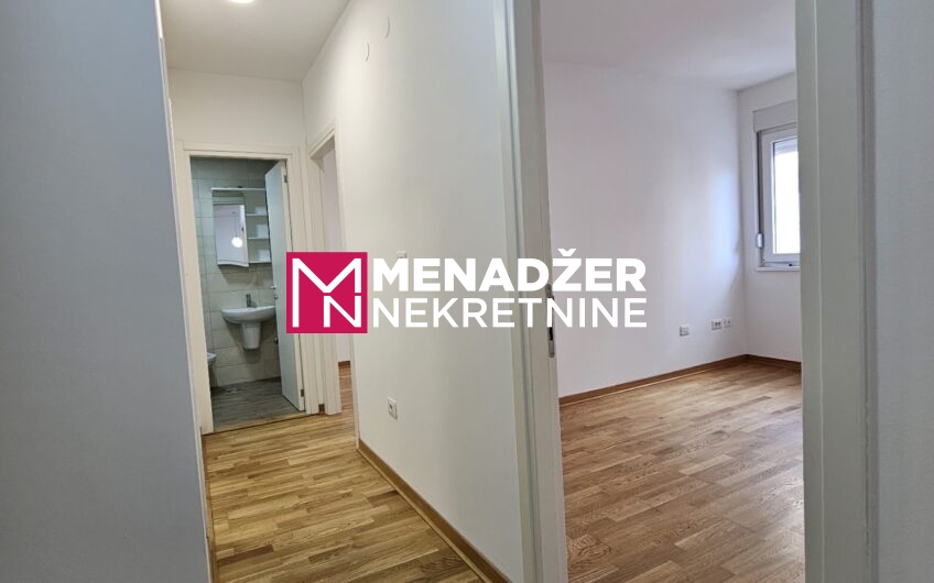 DVOSOBAN PRAZAN STAN 65 m2, GARAŽA – CITY KEJ