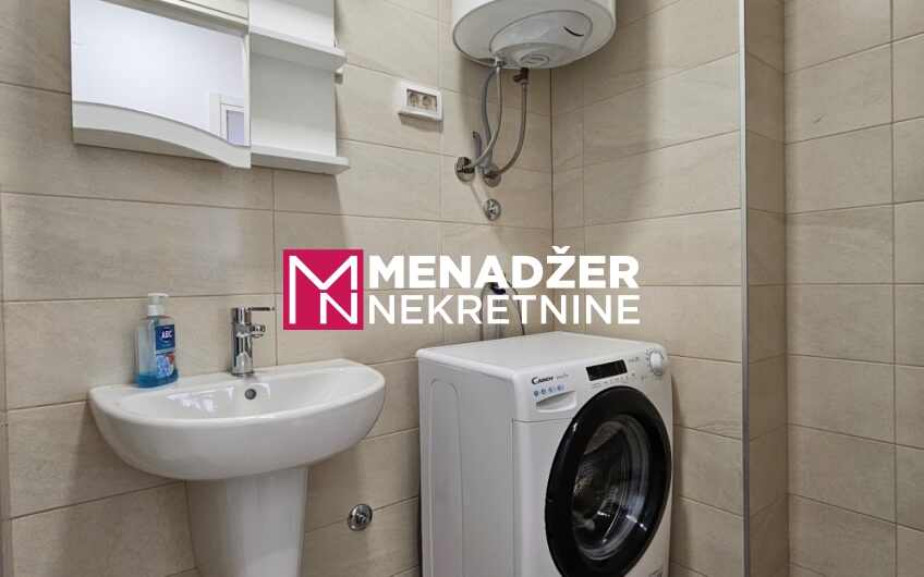 DVOSOBAN PRAZAN STAN 65 m2, GARAŽA – CITY KEJ