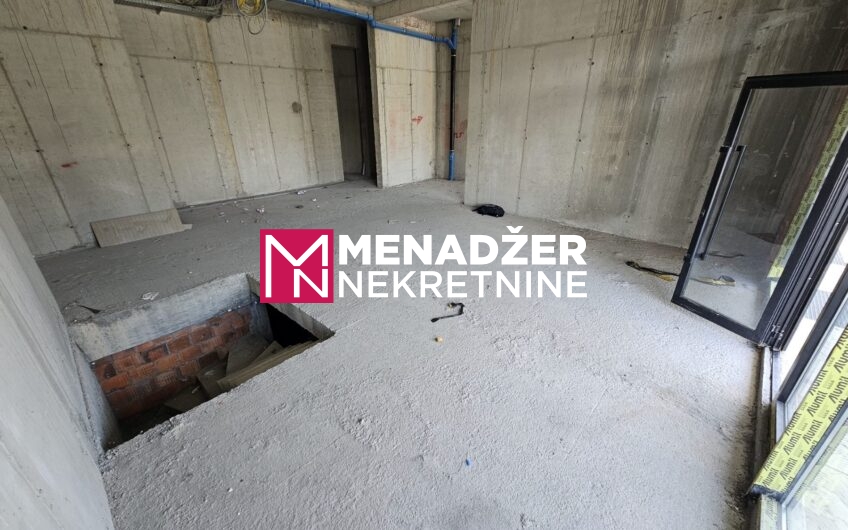 POSLOVNI PROSTOR 350 m2-CENTRAL POINT