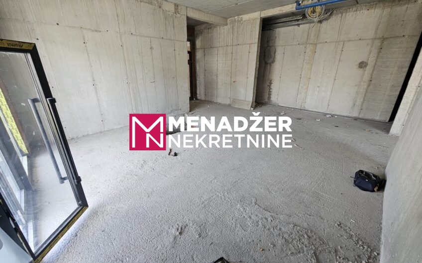 POSLOVNI PROSTOR 350 m2-CENTRAL POINT