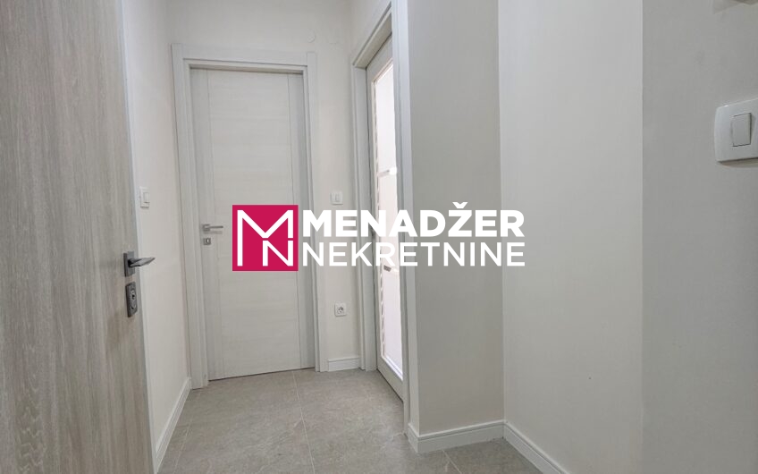 JEDNOSOBAN PRAZAN STAN 40 m2 – POBREŽJE