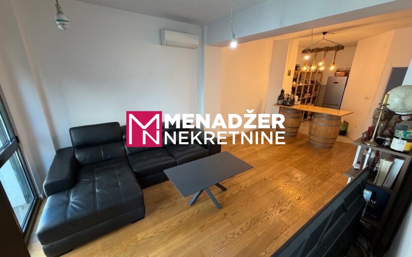 DVOSOBAN POLUNAMJEŠTEN STAN 78 m2 – CENTAR