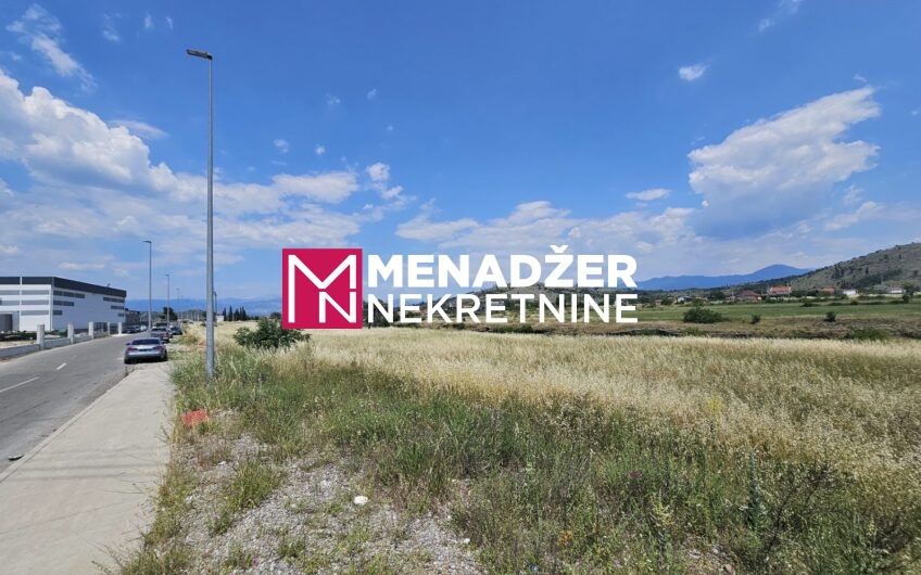 PLAC 2 200 m2 – MOST LUČA