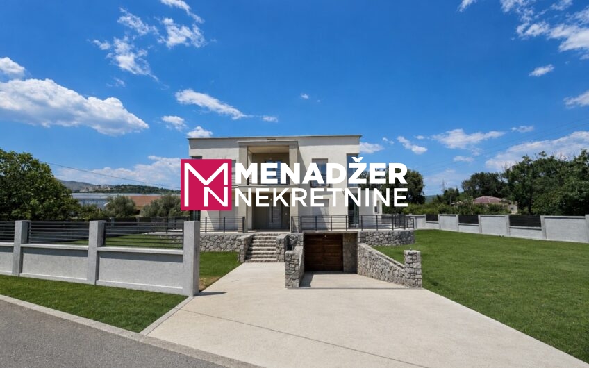 KUĆA 360 m2, PLAC 1 000 m2 – DONjA GORICA