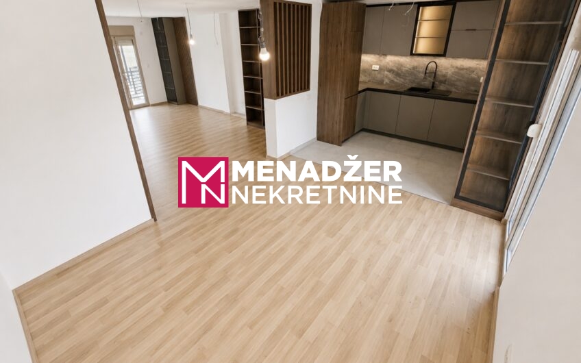 KUĆA 360 m2, PLAC 1 000 m2 – DONjA GORICA