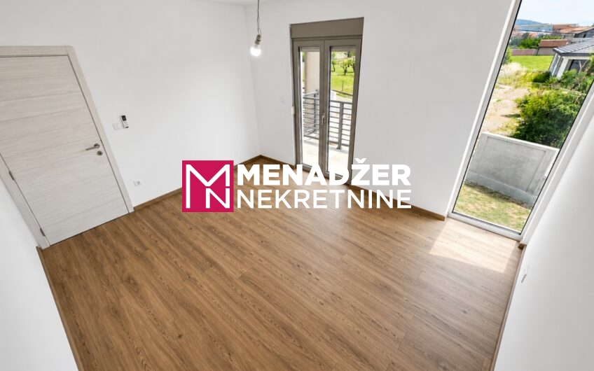KUĆA 360 m2, PLAC 1 000 m2 – DONjA GORICA