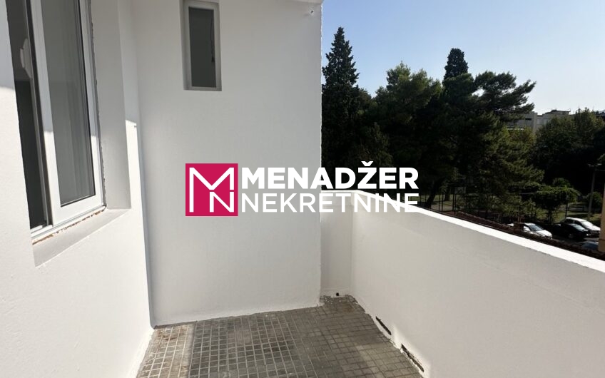 DVOSOBAN STAN 69 m2 – CENTAR